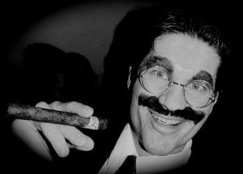 Dennis Manahan as Groucho. Image: supplied