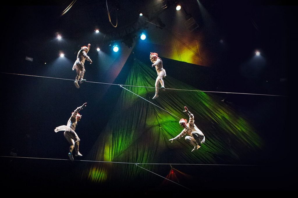 Cirque du Soleil. Kooza
