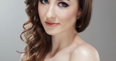 Claire Lyon