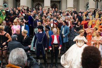 Melb_83084_FourShowPileUp_OliverToth