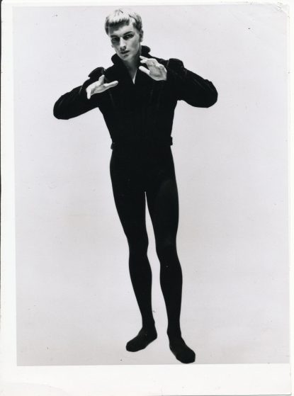1962-JohnBellshowcase-JohnBell