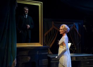 Edward (Phillip Lowe) and Louise (Chloe Dallimore)- Feature photographs by Oliver Toth