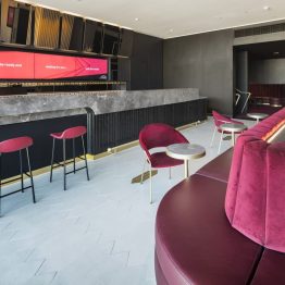 Dress Circle Bar