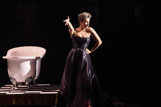 Virginia Gay hosting The 2024 Vareity Gala - Photo by Claudio Raschella 2