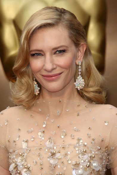 at the 86th Annual Academy Awards Arrivals, Hollywood & Highland, Hollywood, CA 03-02-14